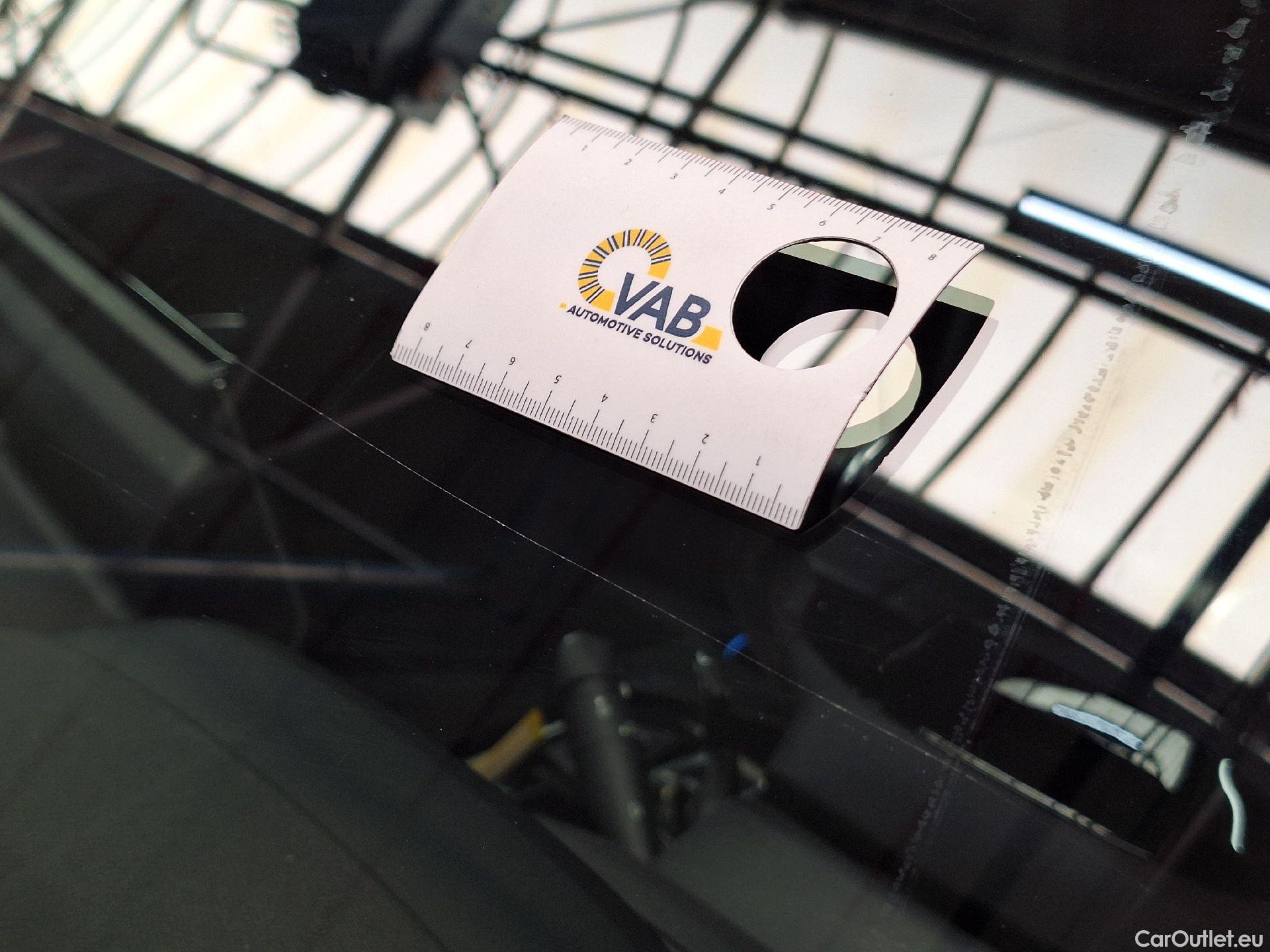  Peugeot  3008 Peugeot,  FL'20, Peugeot  1.5 BlueHDi 96kW S&S EAT8 GT 5d #2