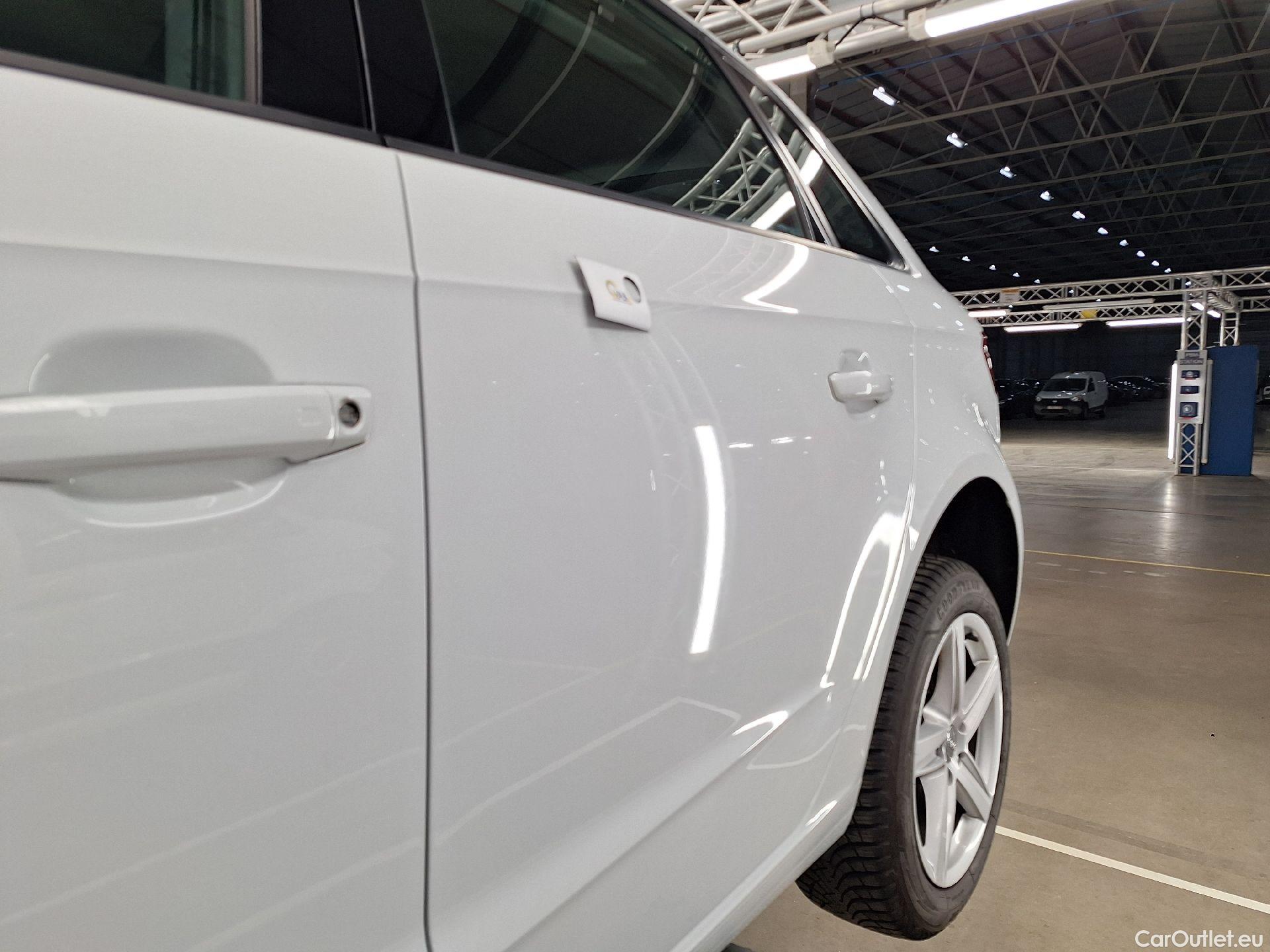  Audi  A3 Audi,  Sportback FL'16, Audi  Sportback 1.6 30 TDi 85kW 5d #12