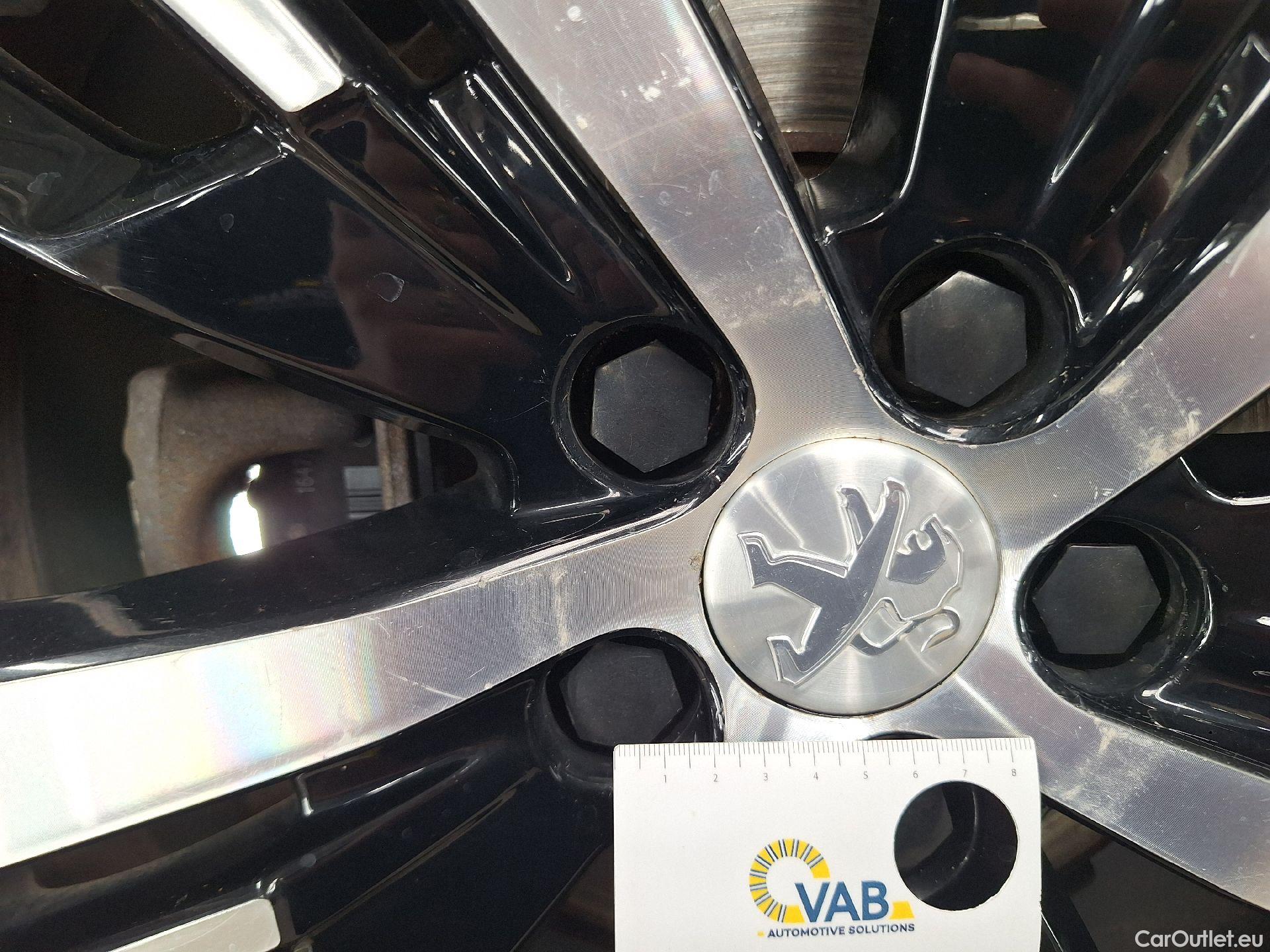  Peugeot  3008 Peugeot,  FL'20, Peugeot  1.5 BlueHDi 96kW S&S EAT8 GT 5d #23