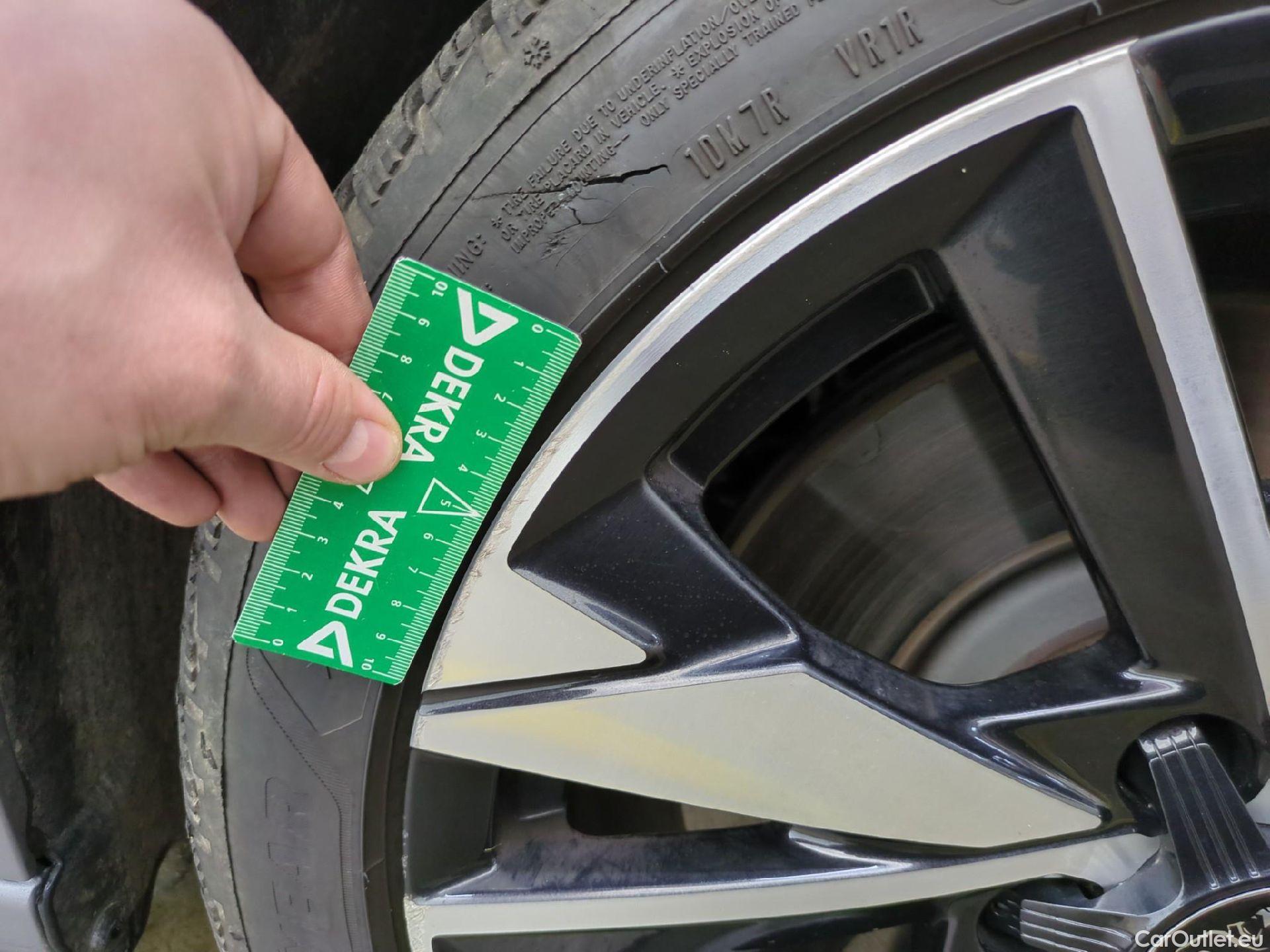  Peugeot  308  / 2021 / 5P / Berline PHEV 180 E-EAT8 ACTIVE PACK #7