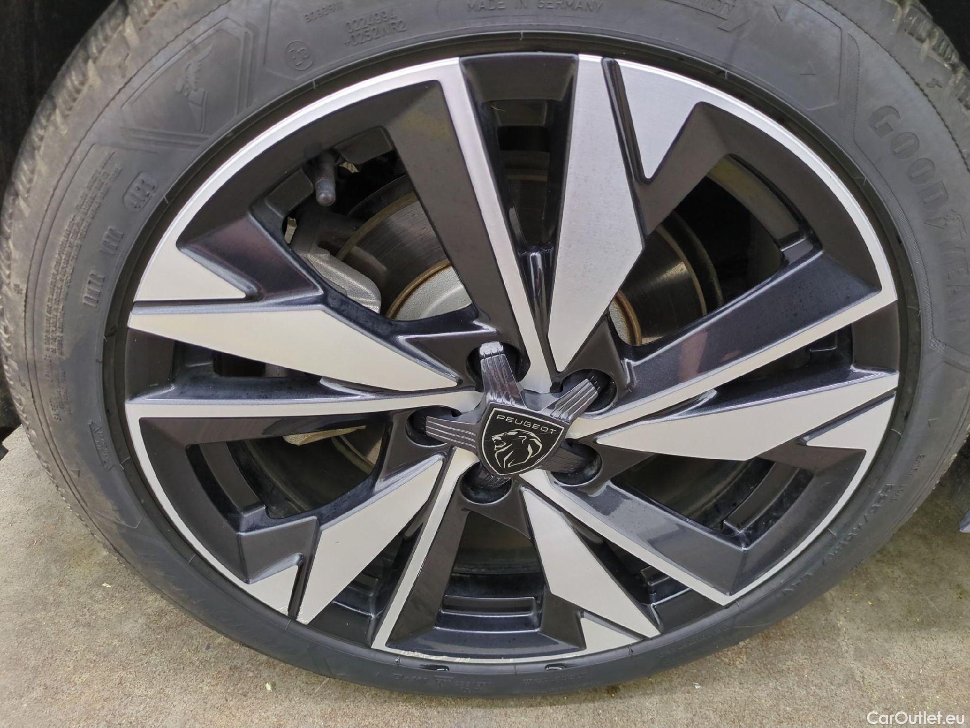  Peugeot  308  / 2021 / 5P / Berline PHEV 180 E-EAT8 ACTIVE PACK #16