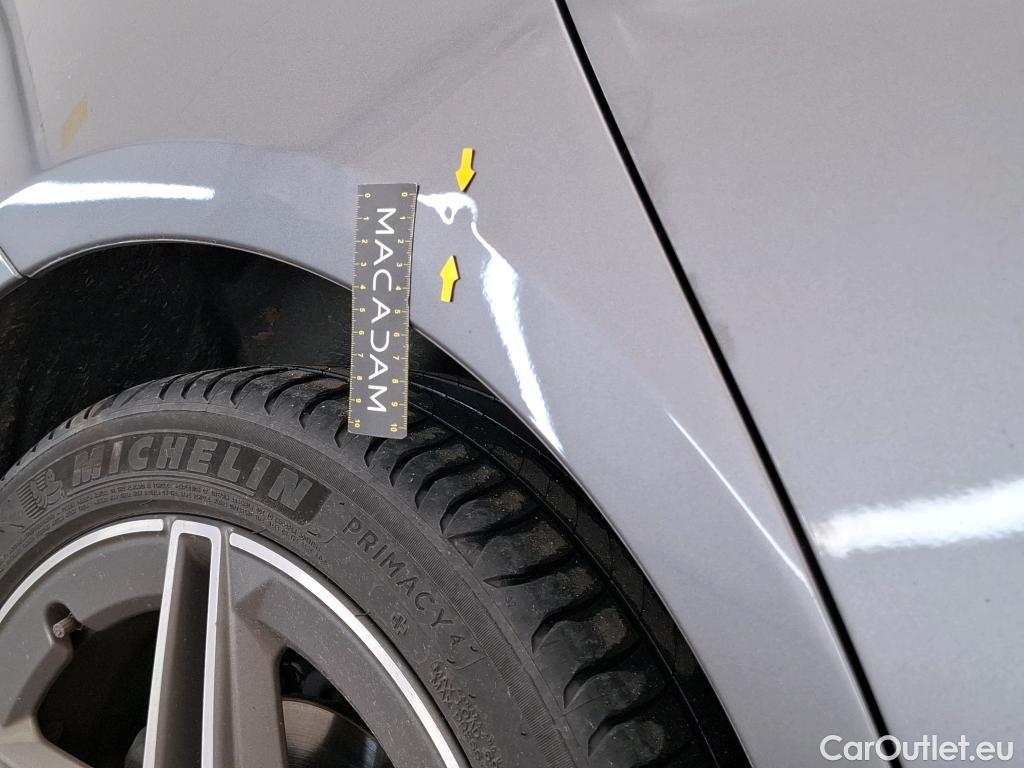  Mercedes  A-Klasse MERCEDES-BENZ Classe A Compact / 2018 / 5P / Berline A 180 d AMG Line 8G-DCT #21