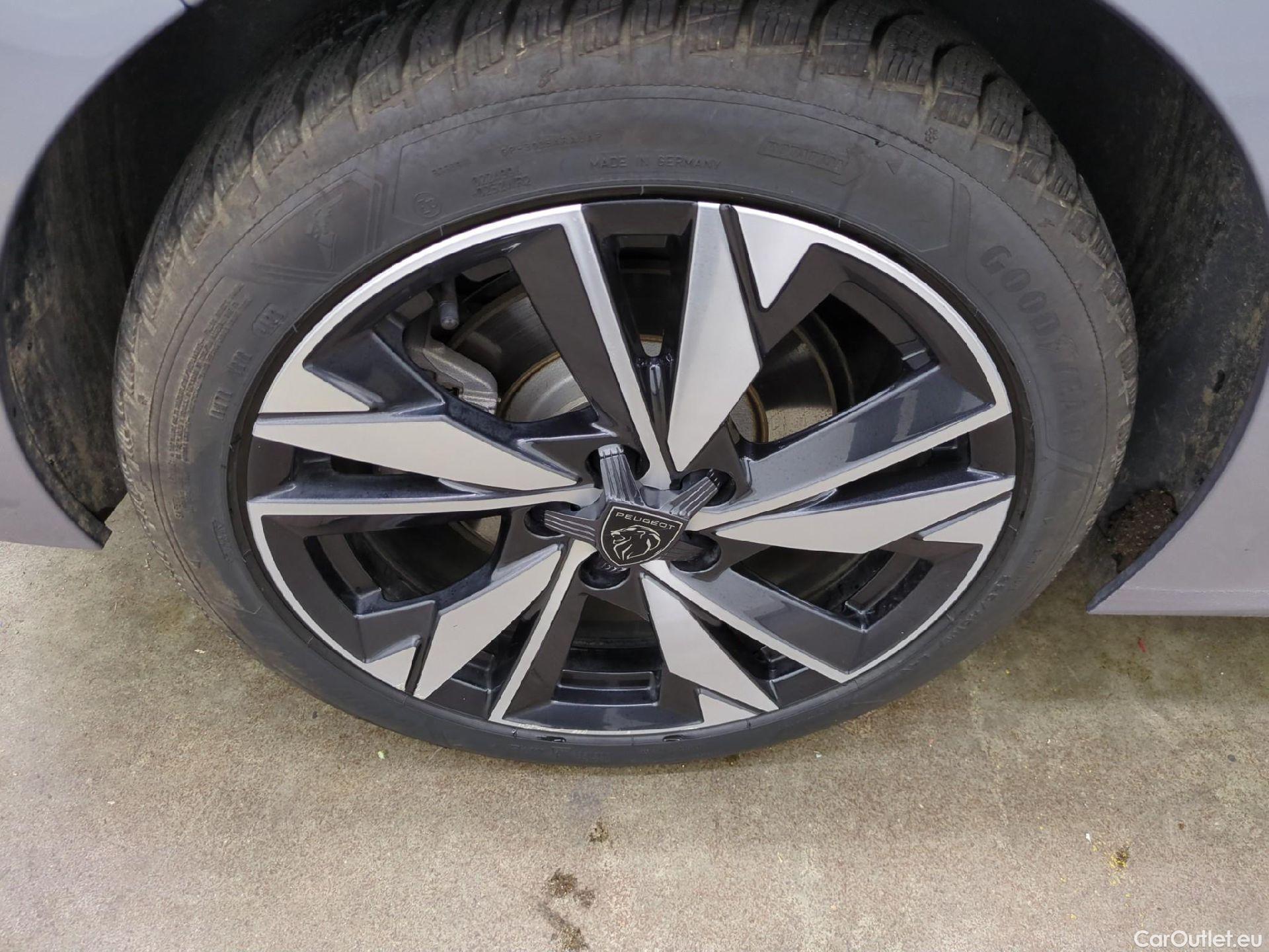  Peugeot  308  / 2021 / 5P / Berline PHEV 180 E-EAT8 ACTIVE PACK #13