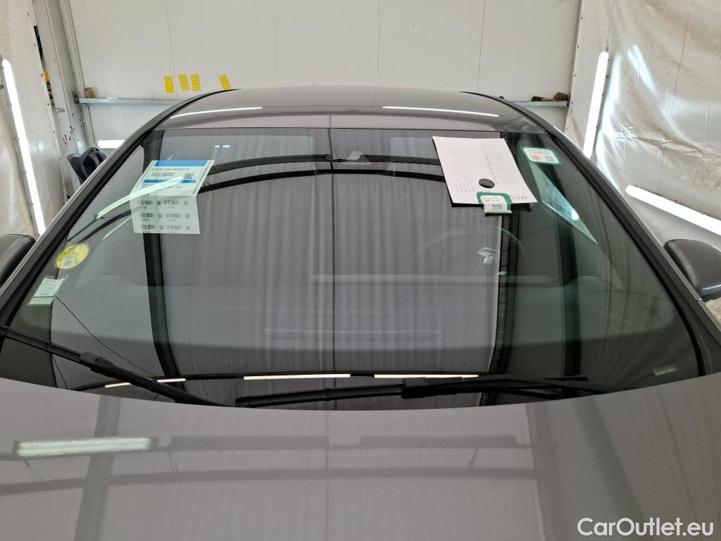  Mercedes  A-Klasse MERCEDES-BENZ Classe A Compact / 2018 / 5P / Berline A 180 d AMG Line 8G-DCT #22