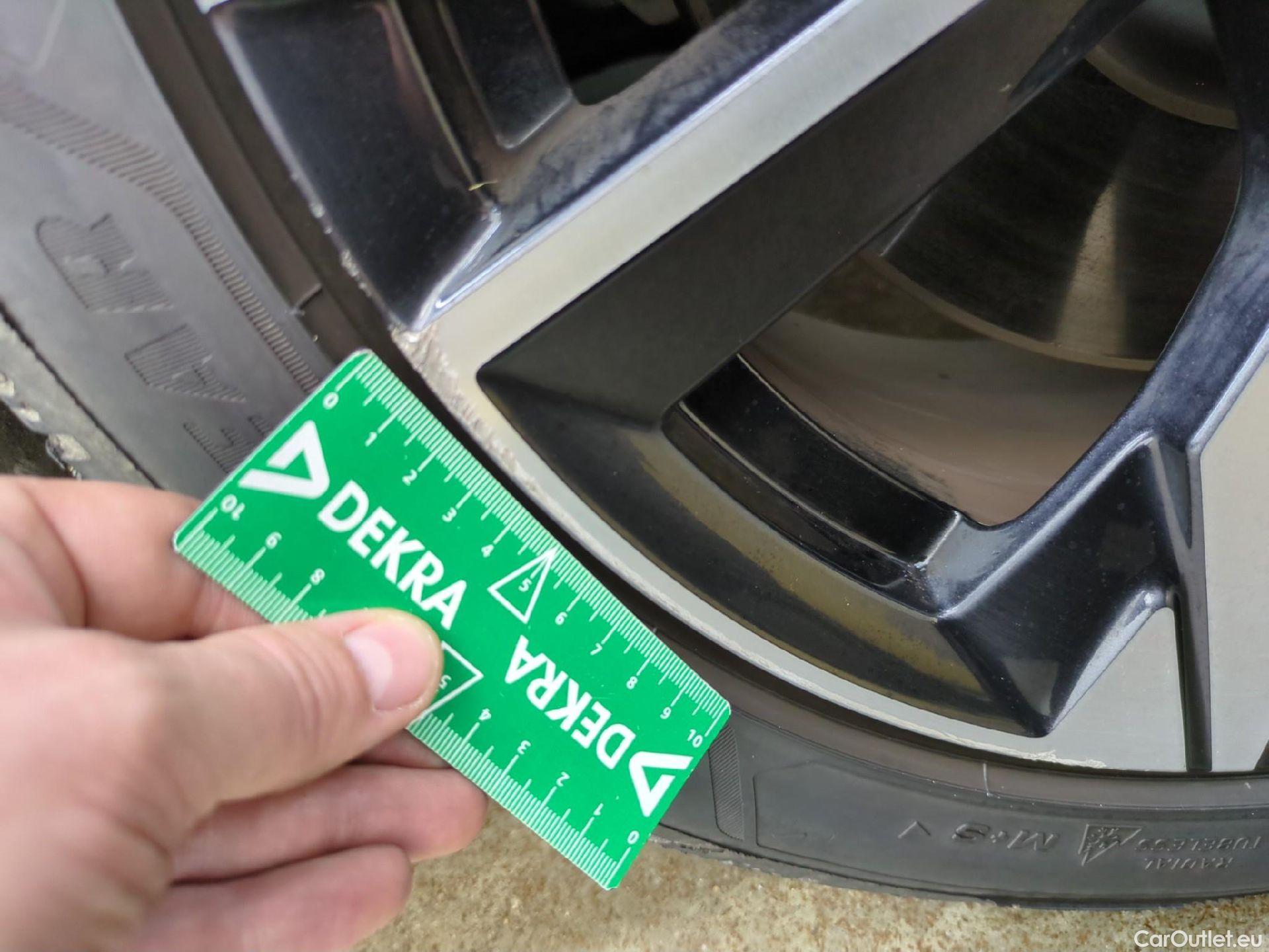  Peugeot  308  / 2021 / 5P / Berline PHEV 180 E-EAT8 ACTIVE PACK #5