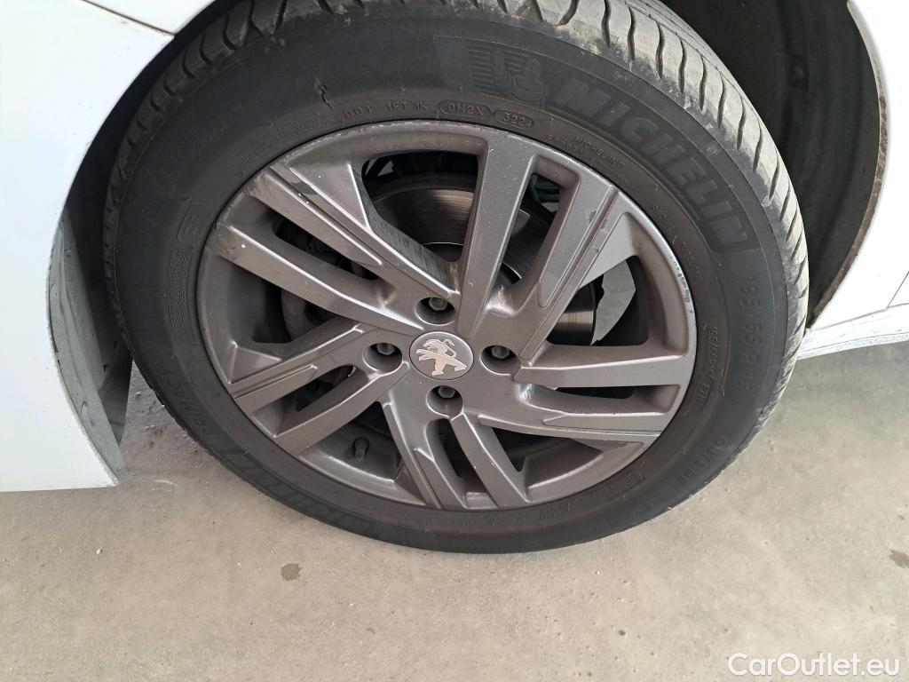  Peugeot  208  Active Pack 1.5 HDi 100CV BVM6 E6d #30