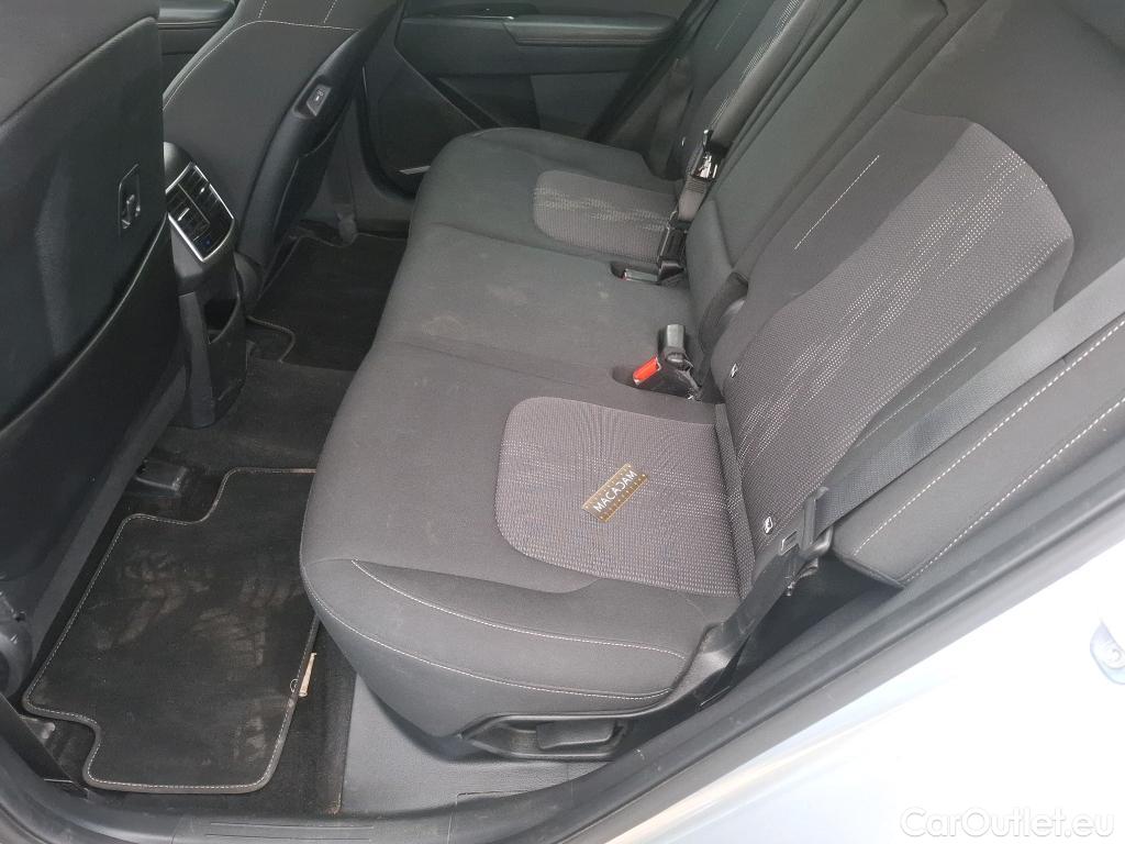  KIA  Sportage KIA  / 2021 / 5P / SUV 1.6 T-GDI 265 PHEV AUTO 4WD ACTIVE BUSIN #33