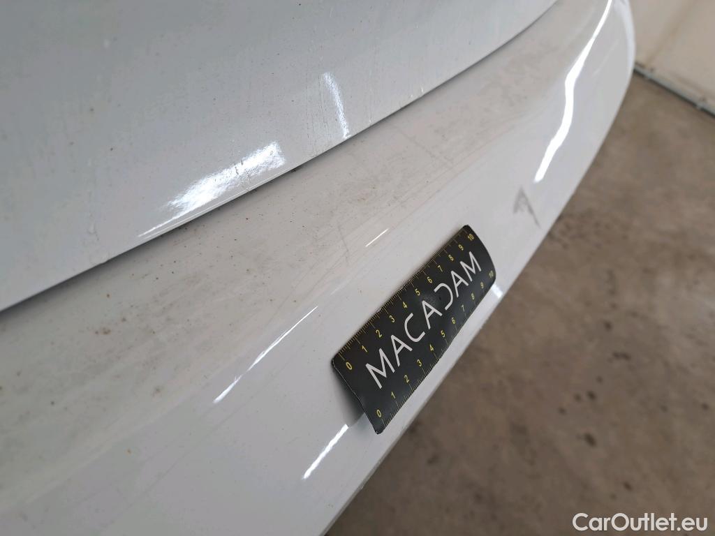  Peugeot  208  Active Pack 1.5 HDi 100CV BVM6 E6d #9