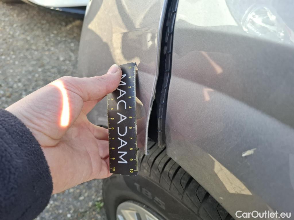  Peugeot  208  Premium 1.5 HDi 100CV BVM6 E6d #5