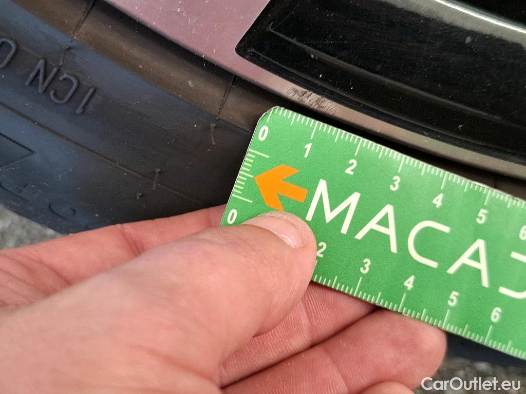  Renault  Austral  Techno 1.2 E-TECH Hybrid 200CV BVA6 6E #25