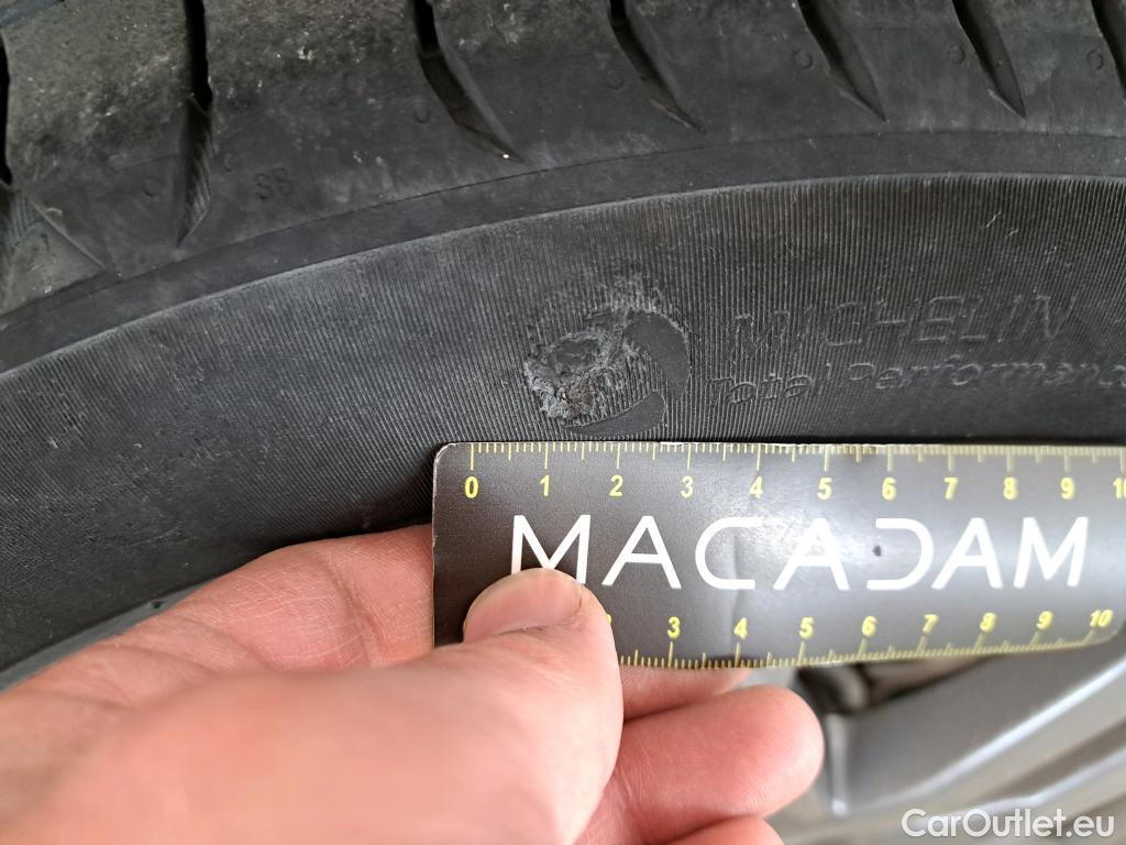  Peugeot  208  Active Pack 1.5 HDi 100CV BVM6 E6d #33