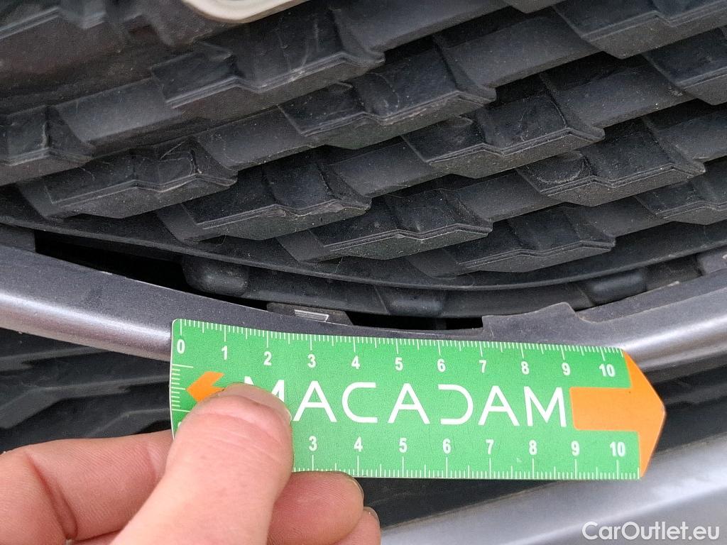  Peugeot  208  Premium 1.5 HDi 100CV BVM6 E6d #48