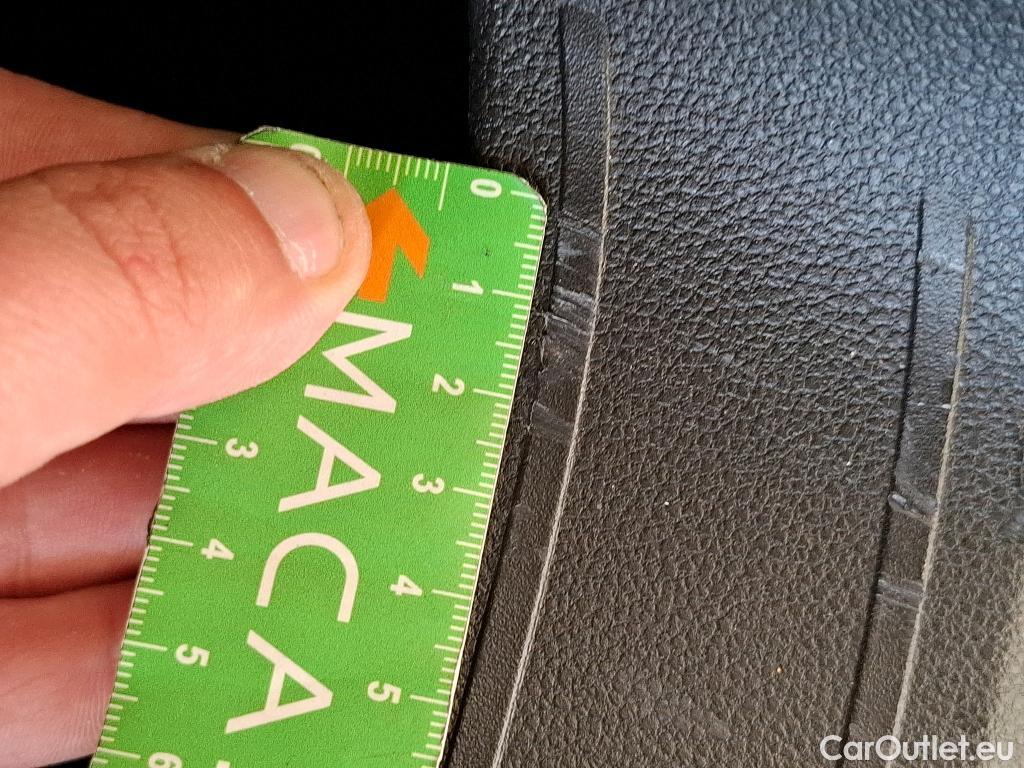  Renault  Austral  Techno 1.2 E-TECH Hybrid 200CV BVA6 6E #31