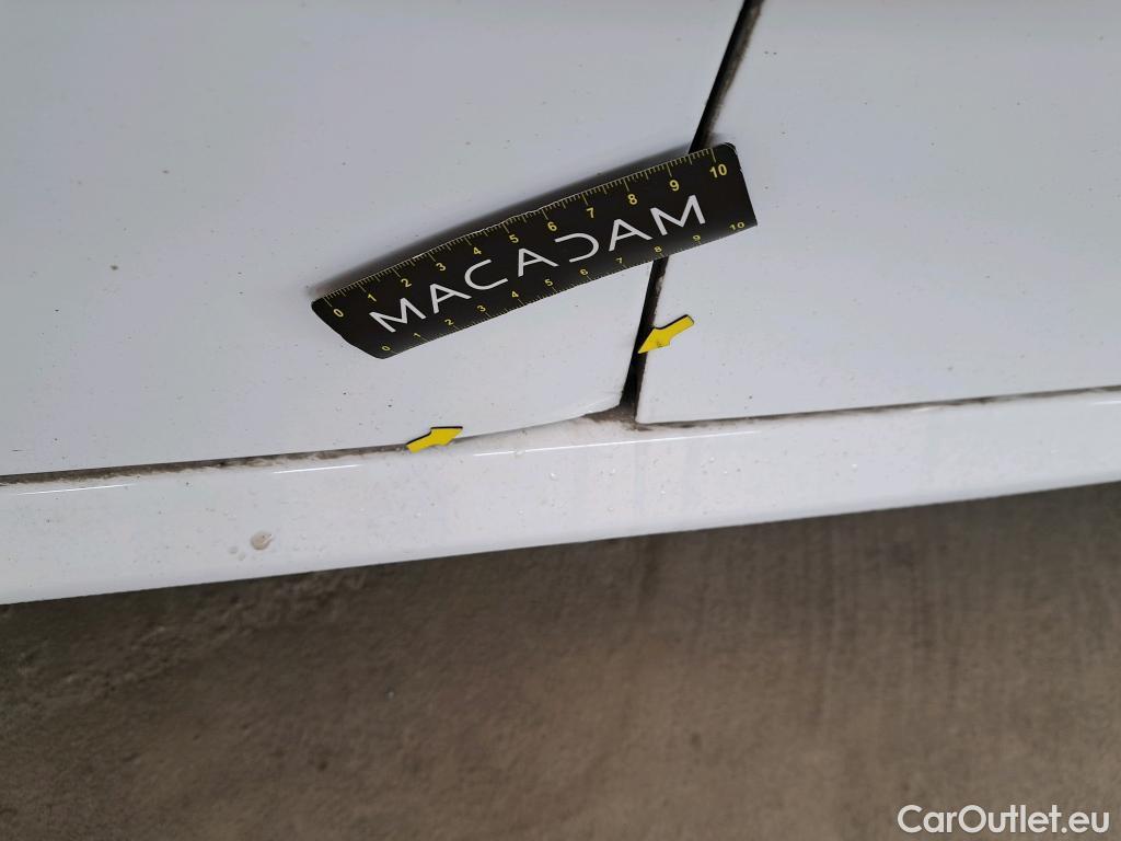  Peugeot  208  Active Pack 1.5 HDi 100CV BVM6 E6d #15