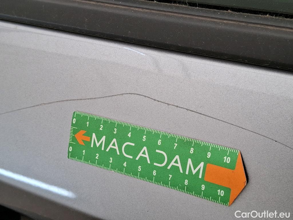  Peugeot  208  Premium 1.5 HDi 100CV BVM6 E6d #24