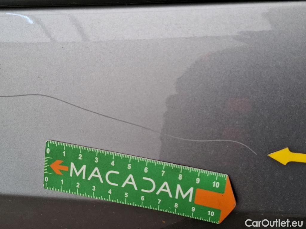  Peugeot  208  Premium 1.5 HDi 100CV BVM6 E6d #25