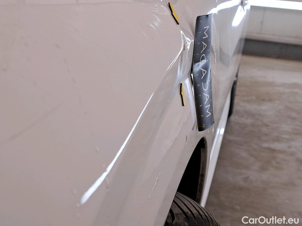  Peugeot  208  Active Pack 1.5 HDi 100CV BVM6 E6d #23