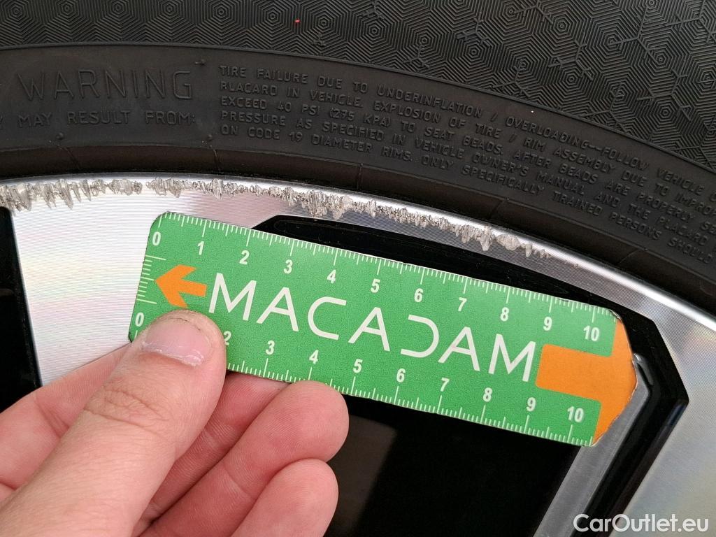  Renault  Austral  Techno 1.2 E-TECH Hybrid 200CV BVA6 6E #18