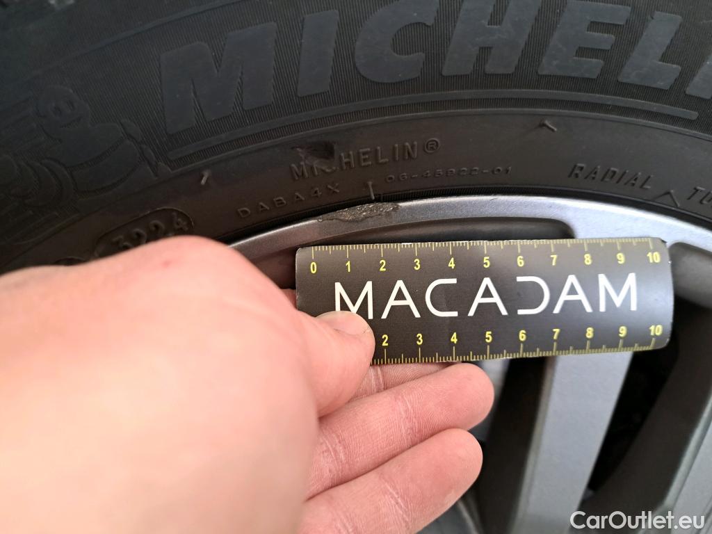  Peugeot  208  Active Pack 1.5 HDi 100CV BVM6 E6d #46