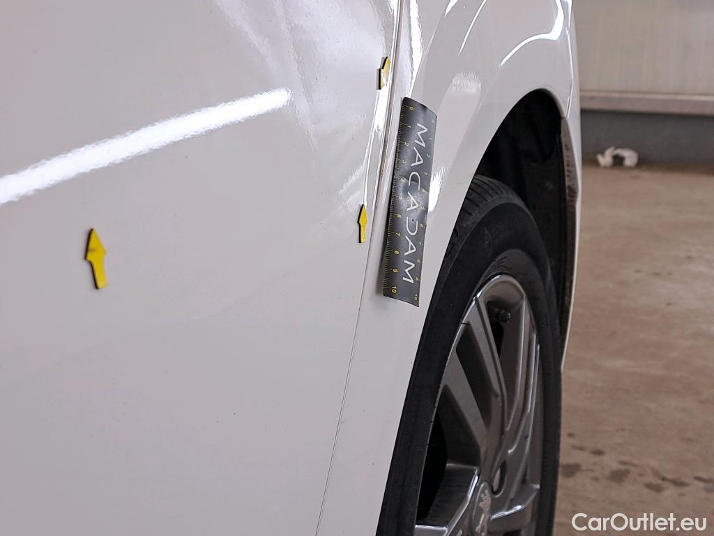  Peugeot  208  Active Pack 1.5 HDi 100CV BVM6 E6d #19