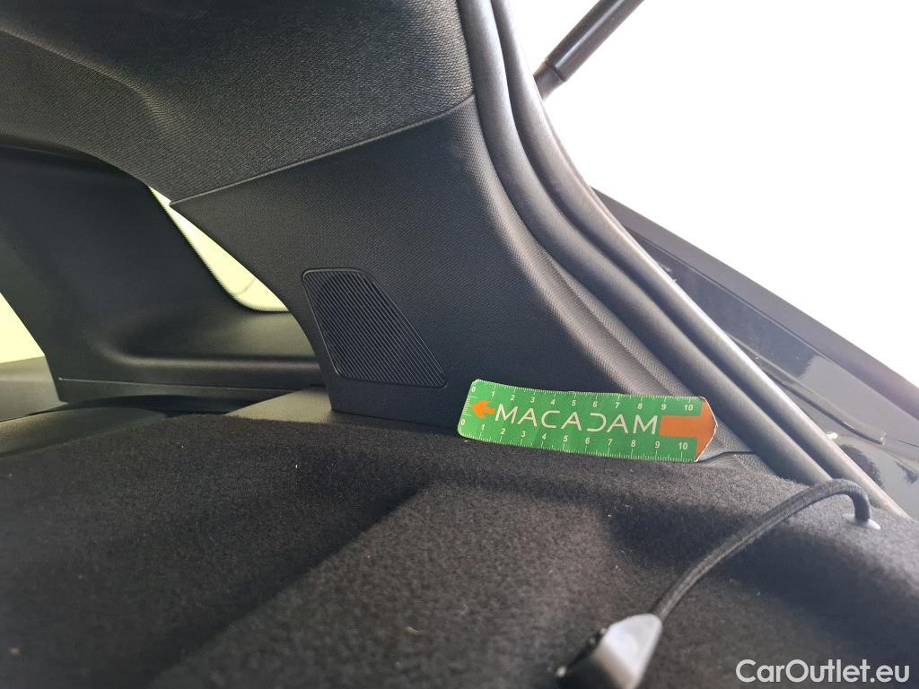  Renault  Austral  Techno 1.2 E-TECH Hybrid 200CV BVA6 6E #19