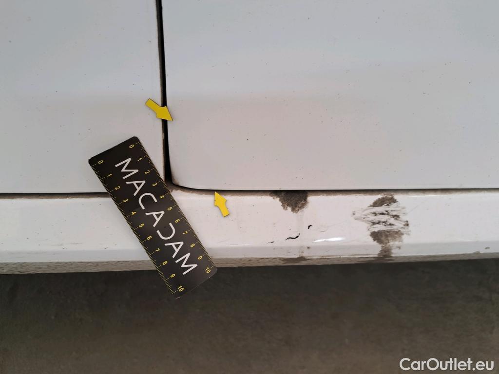  Peugeot  208  Active Pack 1.5 HDi 100CV BVM6 E6d #11