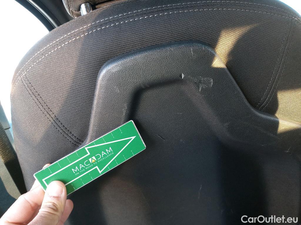  Bmw  X2 BMW  sDrive18i (CX3) #39