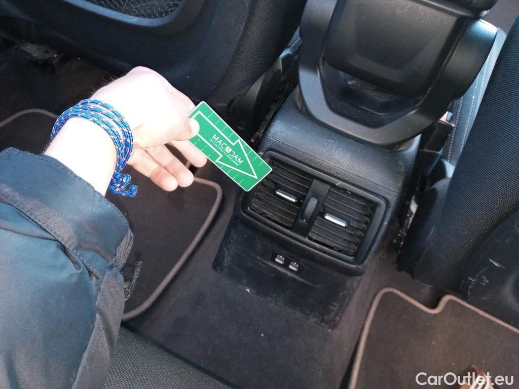  Bmw  X2 BMW  sDrive18i (CX3) #32