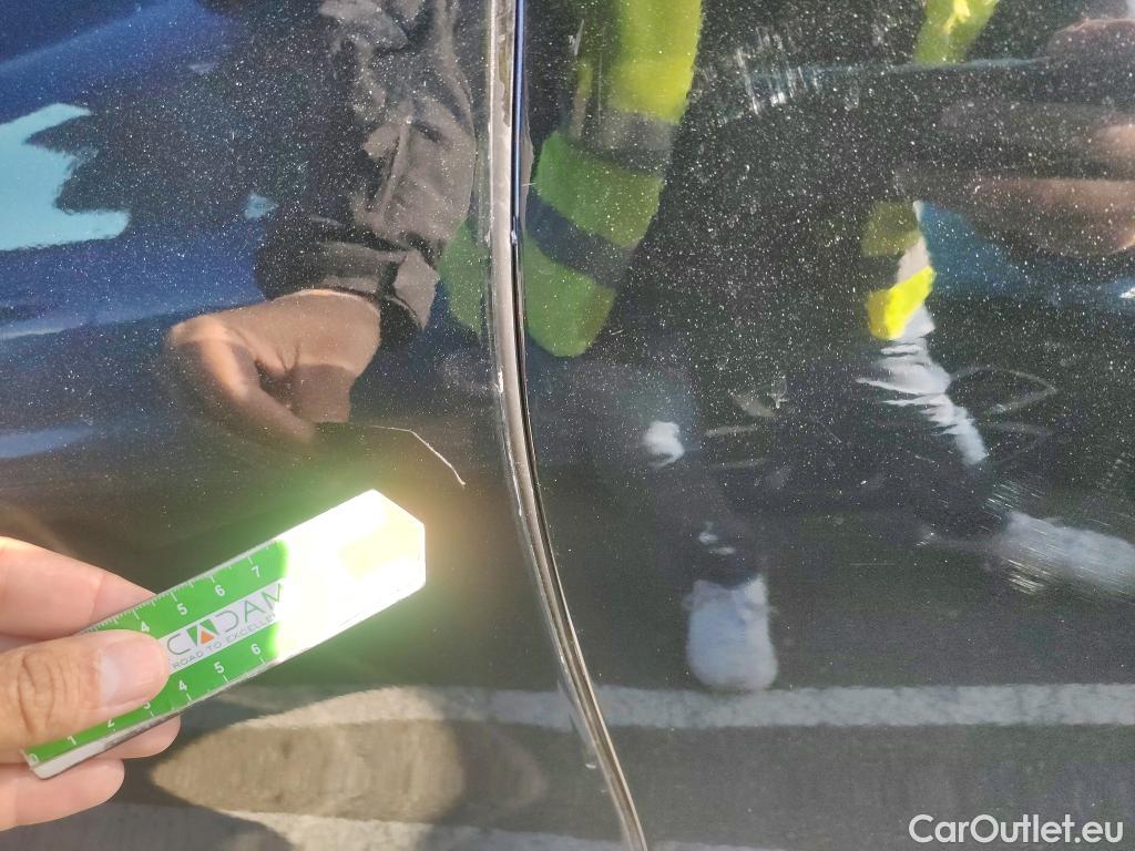  Bmw  X1 BMW  / 2019 / 5P / todoterreno sDrive18d #4