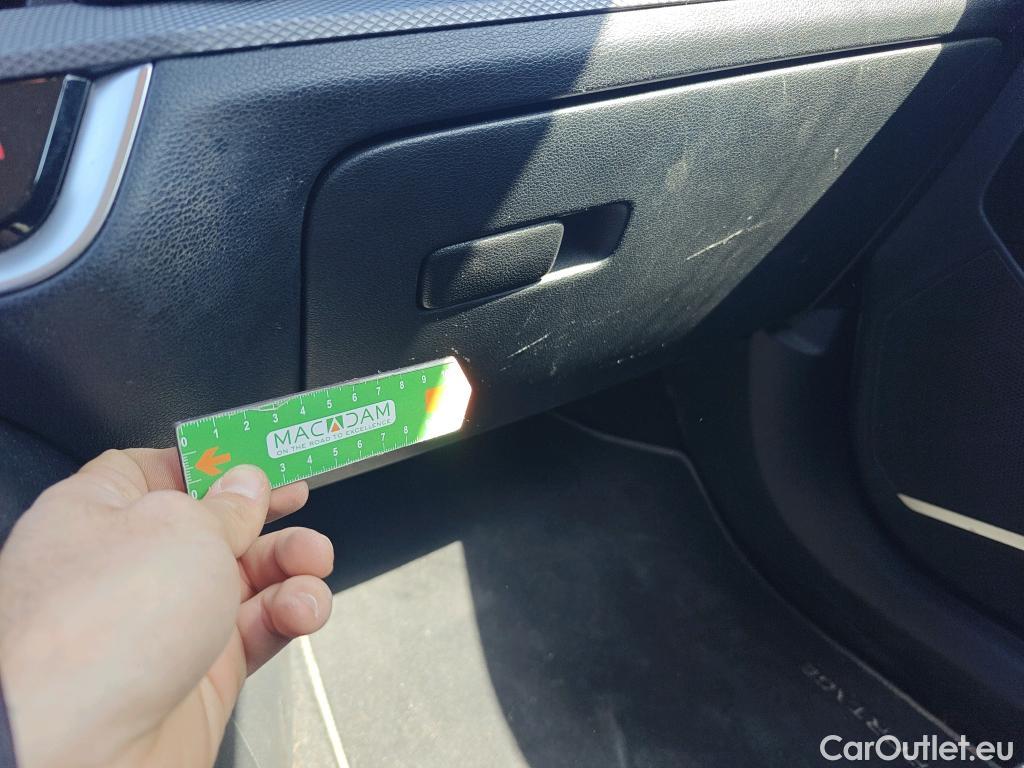  KIA  Sportage KIA  / 2022 / 5P / todoterreno 1.6 T-GDi 110kW (150CV) Concept 4x2 #47