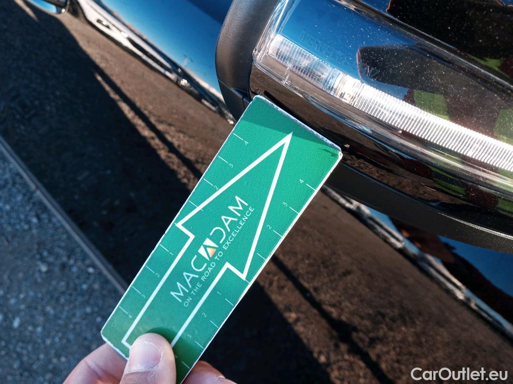  Mercedes  GLB MERCEDES-BENZ  / 2019 / 5P / todoterreno 2.0  200 D DCT 110KW (150CV) #27