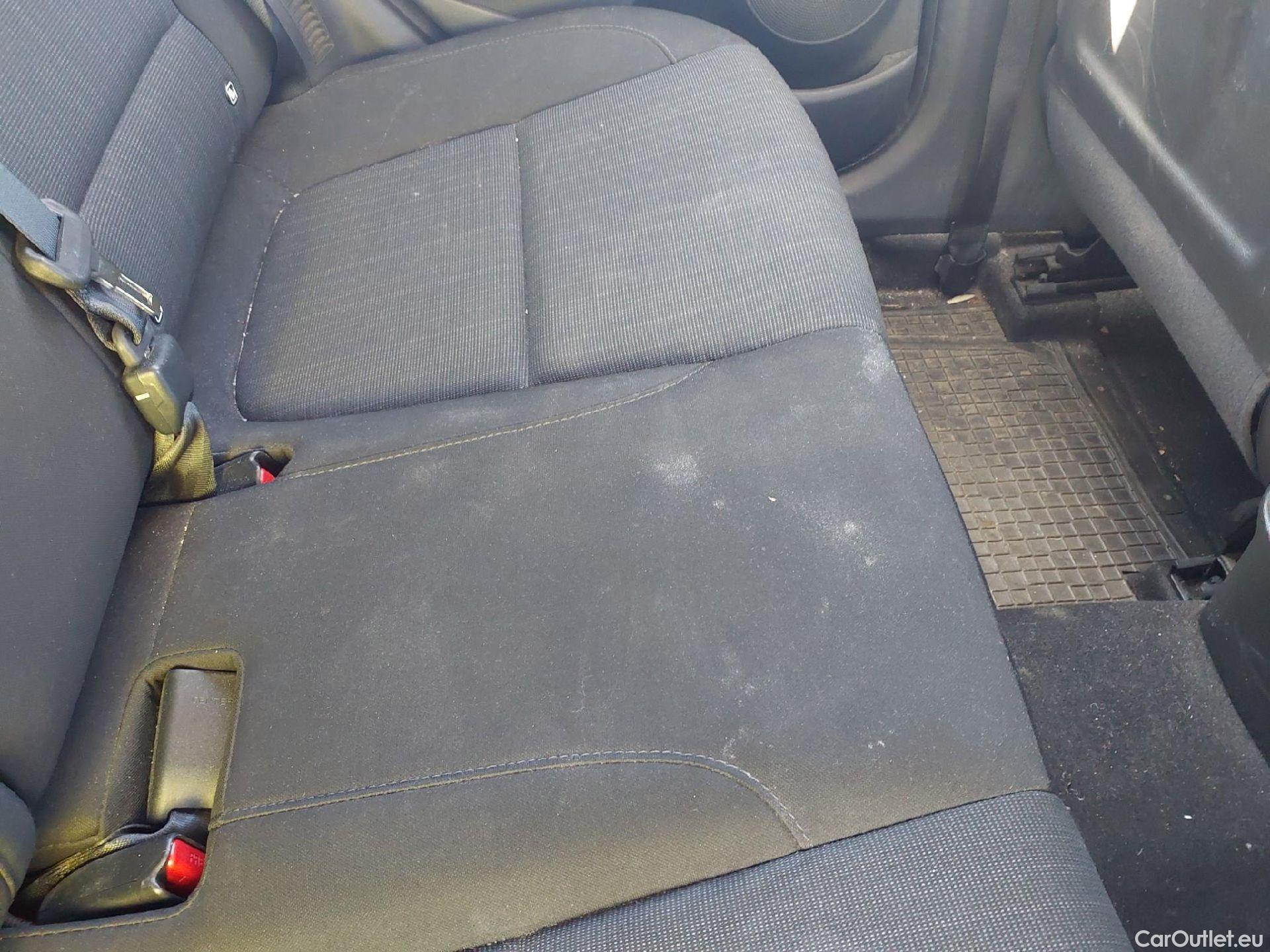  Hyundai  Konna HYUNDAI Kona / 2020 / 5P / todoterreno 1.6 CRDI 100kW (136CV) 48V Maxx 4X2 #3