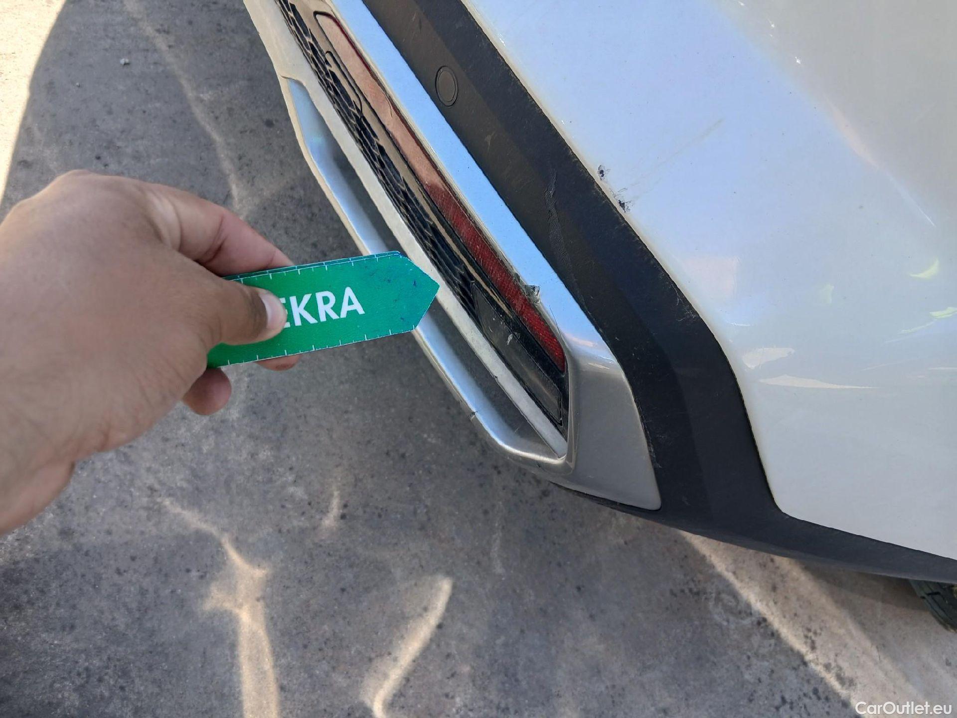  KIA  Sorento KIA  / 2020 / 5P / todoterreno 1.6 T-GDi HEV Emotion 4x2 7pl (P.Luxury) #15