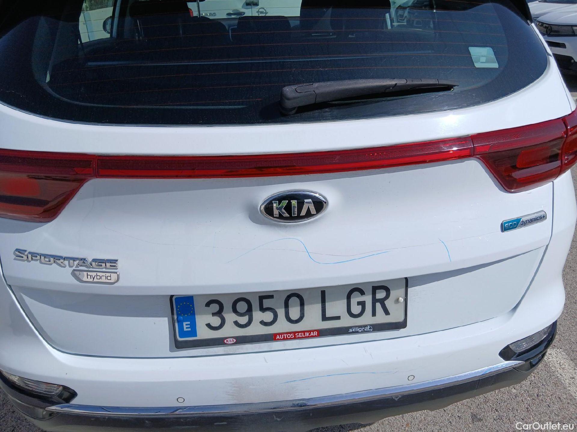  KIA  Sportage KIA  / 2018 / 5P / todoterreno 1.6 MHEV Business 85kW (115CV) 4x2 #22