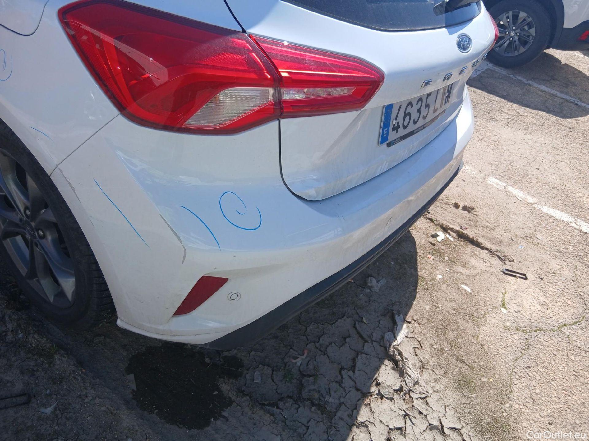  Ford  Focus FORD  / 2018 / 5P / berlina con portón 1.0 Ecoboost MHEV 92kW ST-Line #17