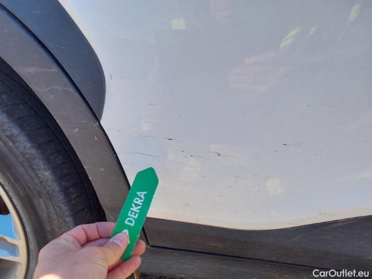  Hyundai  Konna HYUNDAI Kona / 2020 / 5P / todoterreno 1.6 CRDI 100kW (136CV) 48V Maxx 4X2 #14