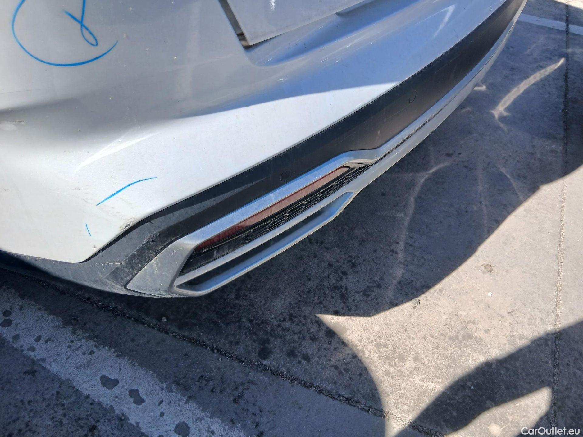  KIA  Sorento KIA  / 2020 / 5P / todoterreno 1.6 T-GDi HEV Emotion 4x2 7pl (P.Luxury) #14