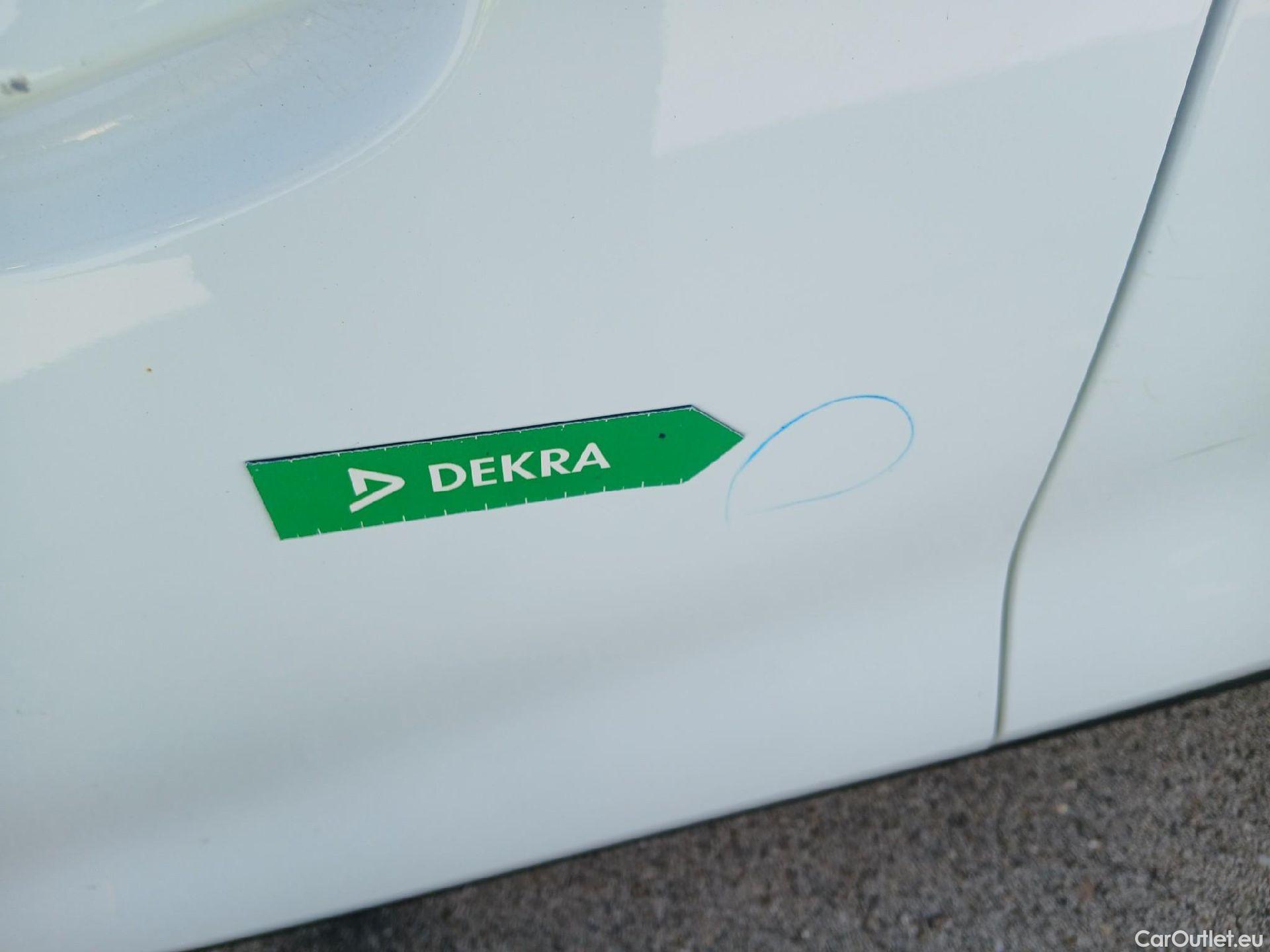  KIA  Sportage KIA  / 2018 / 5P / todoterreno 1.6 MHEV Business 85kW (115CV) 4x2 #10