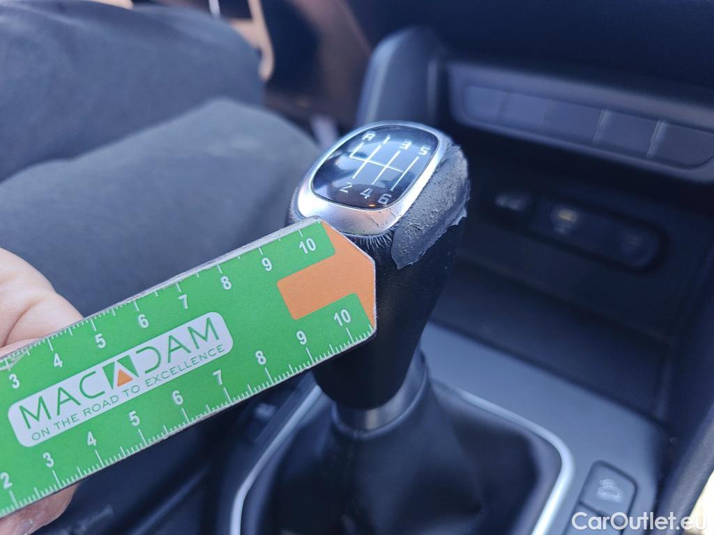  KIA  Sportage KIA  / 2022 / 5P / todoterreno 1.6 T-GDi 110kW (150CV) Concept 4x2 #2