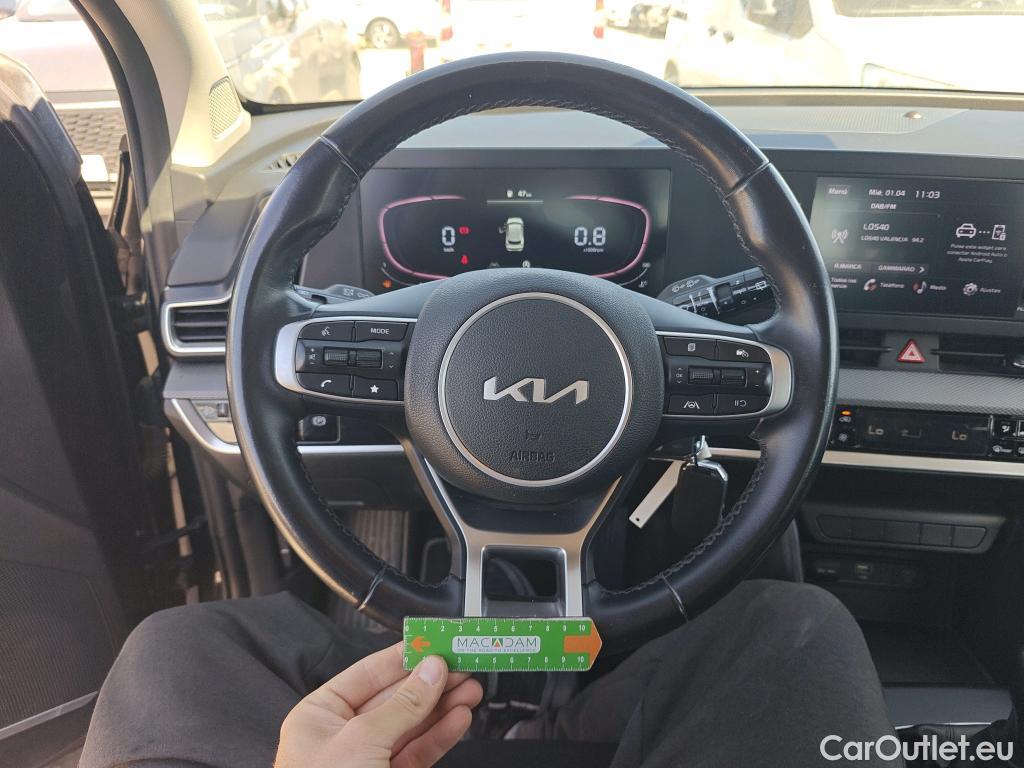  KIA  Sportage KIA  / 2022 / 5P / todoterreno 1.6 T-GDi 110kW (150CV) Concept 4x2 #52