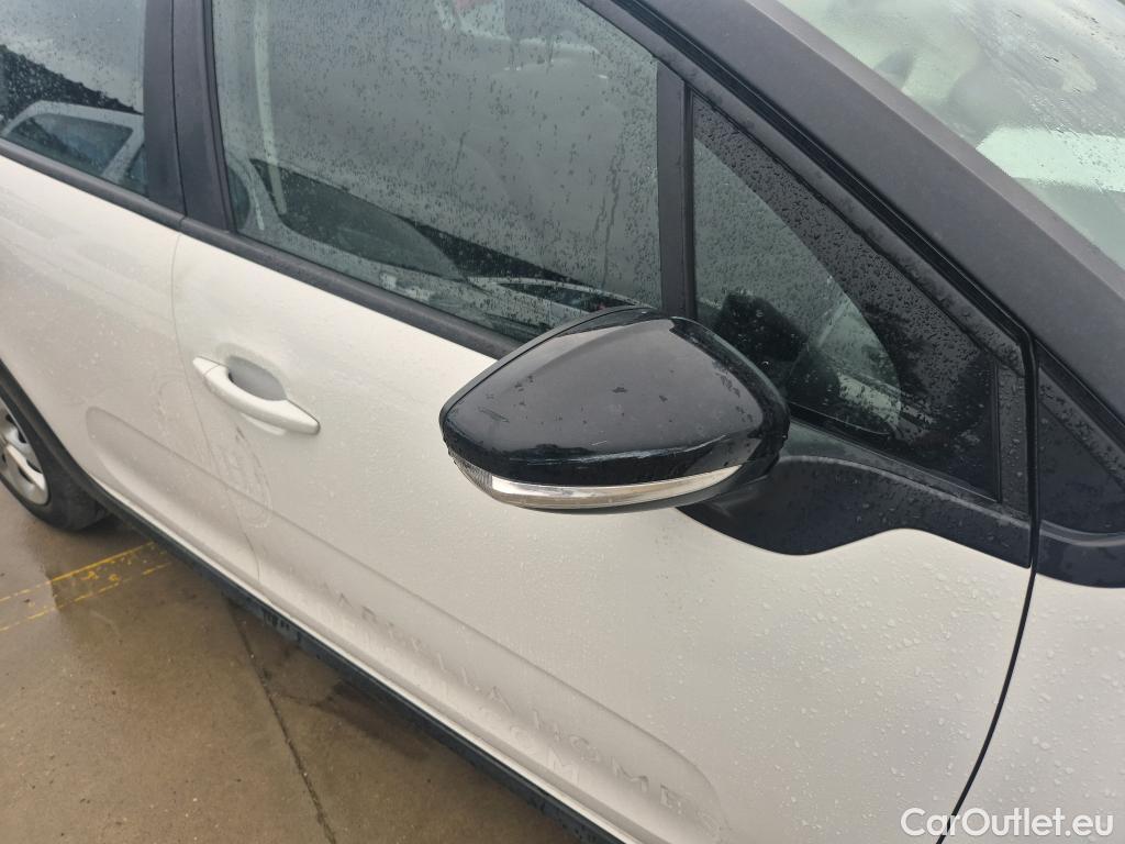  Citroen  C3 CITROEN  / 2020 / 5P / berlina con portón BlueHDi 75KW (100CV) S&S Live Pack #24