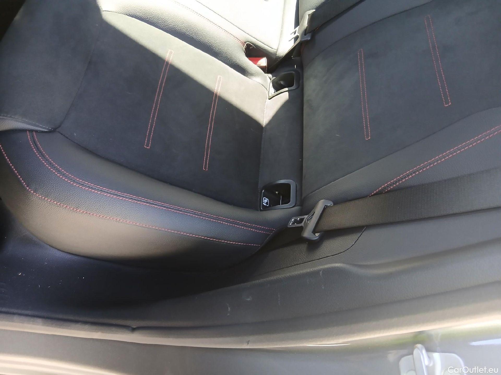  Mercedes  GLA Clase   250 4Matic (247.747)AMG AMG Line 225CV AT8 E6d #21