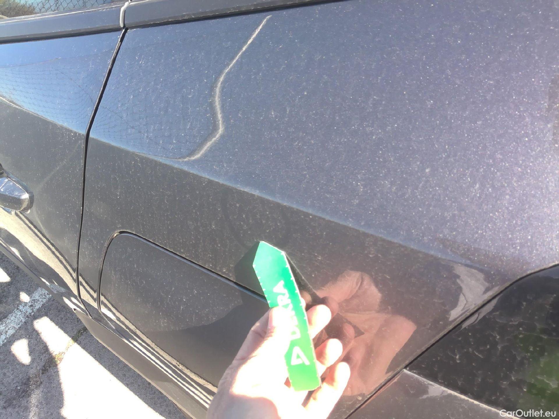  Peugeot  2008 PEUGEOT  / 2019 / 5P / todoterreno Active BlueHDI 81kW (110CV) #9