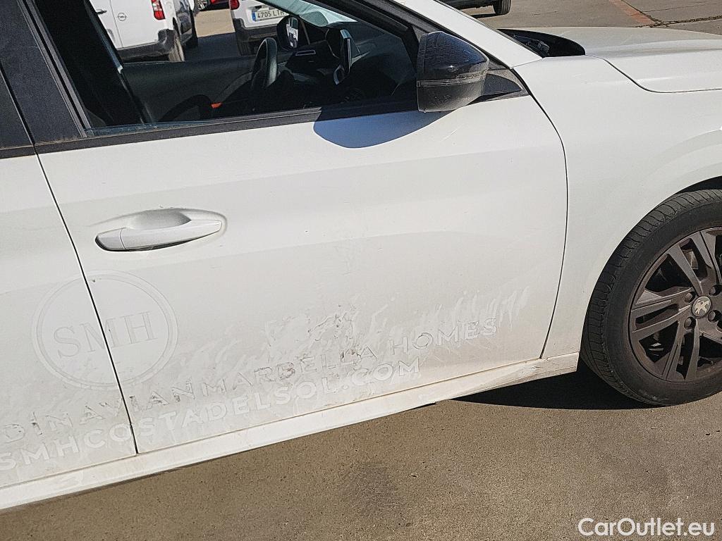  Peugeot  208 PEUGEOT  / 2019 / 5P / berlina con portón BlueHDi 73kW (100CV) Active Pack (AC) #11