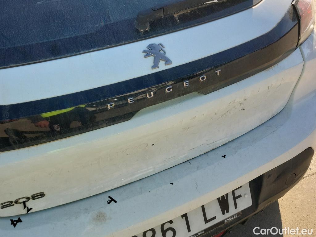  Peugeot  208 PEUGEOT  / 2019 / 5P / berlina con portón BlueHDi 73kW (100CV) Active Pack (AC) #8