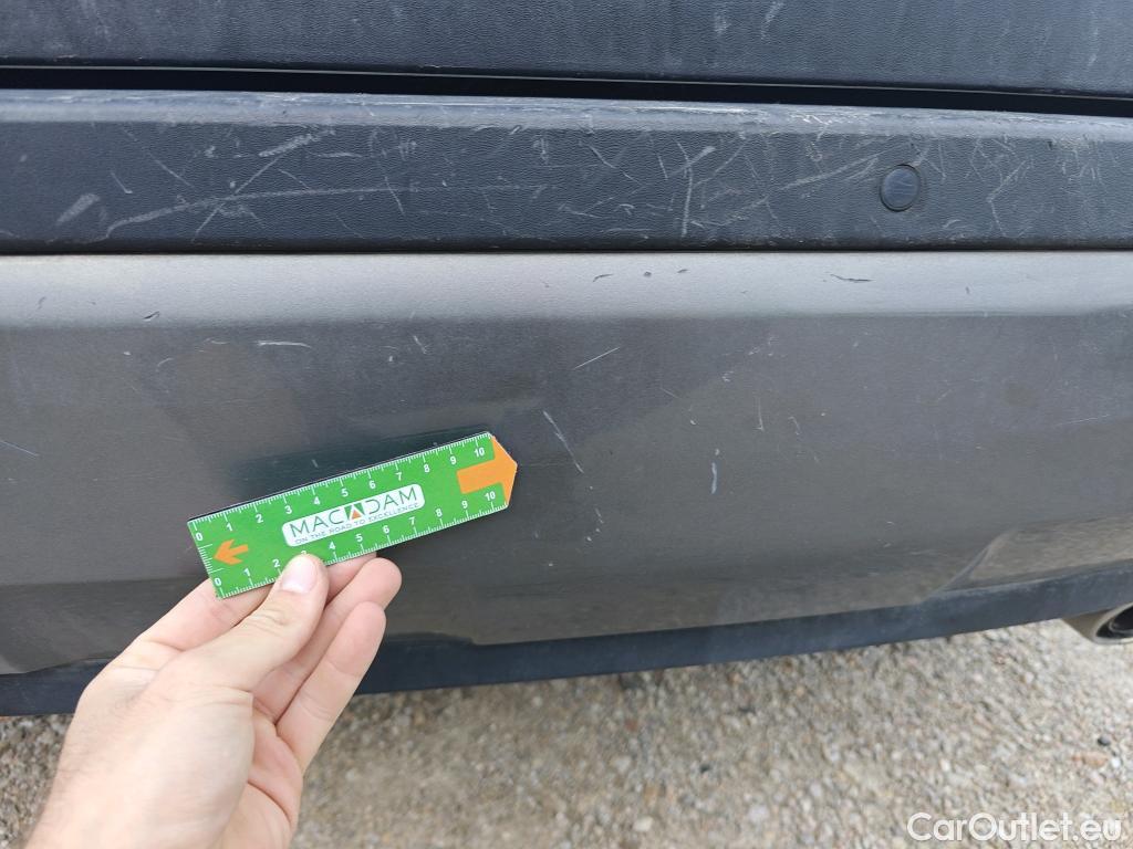  Toyota  RAV4 TOYOTA  / 2018 / 5P / todoterreno 2.5l 220H Advance 4WD #8