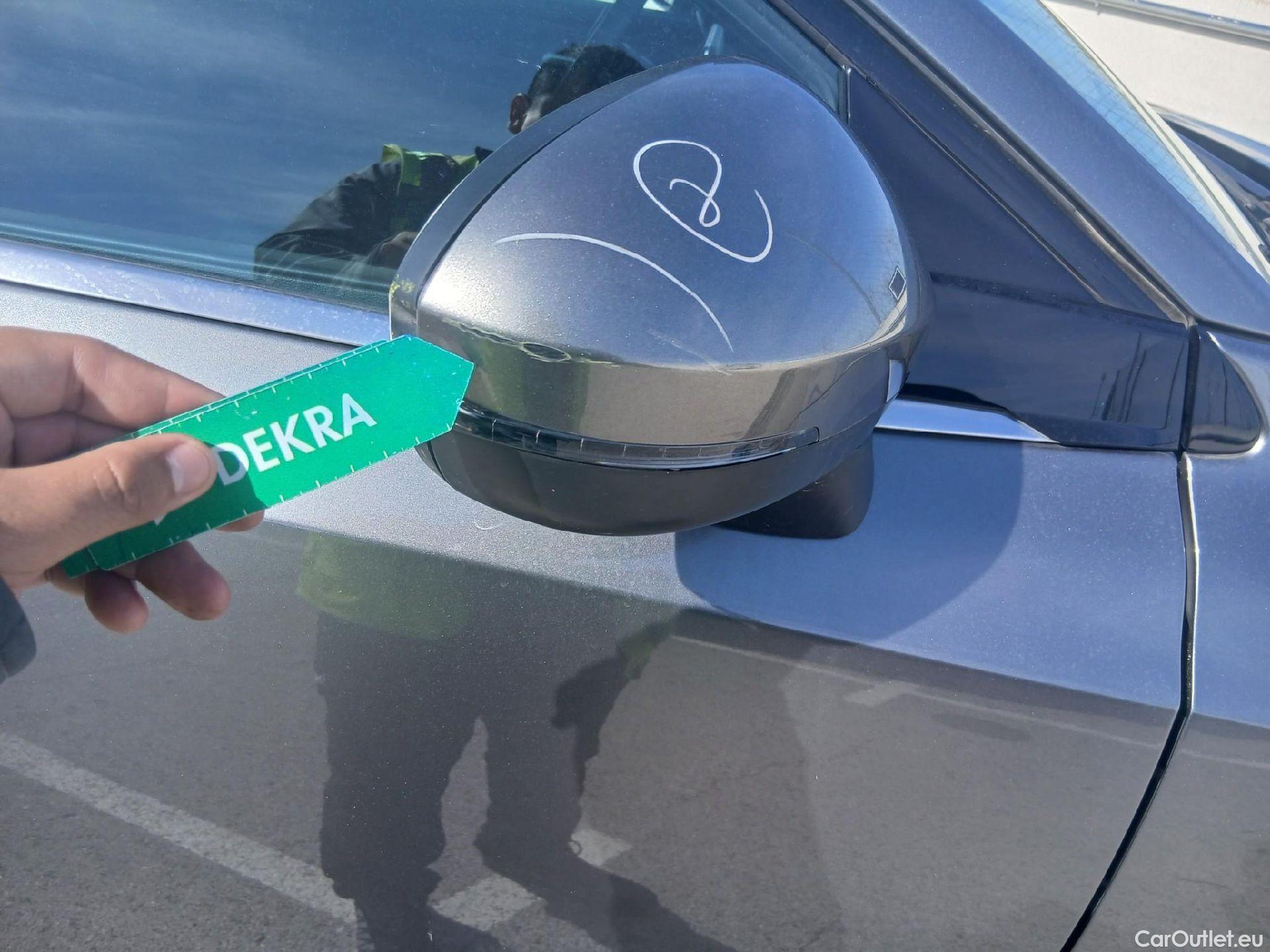  Nissan  Qashqai NISSAN  / 2021 / 5P / todoterreno DIG-T 116kW (158CV) mHEV Xtronic Acenta (AC) #23