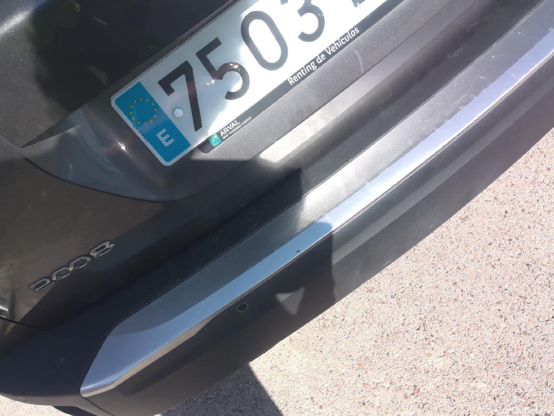  Peugeot  2008 PEUGEOT  / 2019 / 5P / todoterreno Active BlueHDI 81kW (110CV) #16