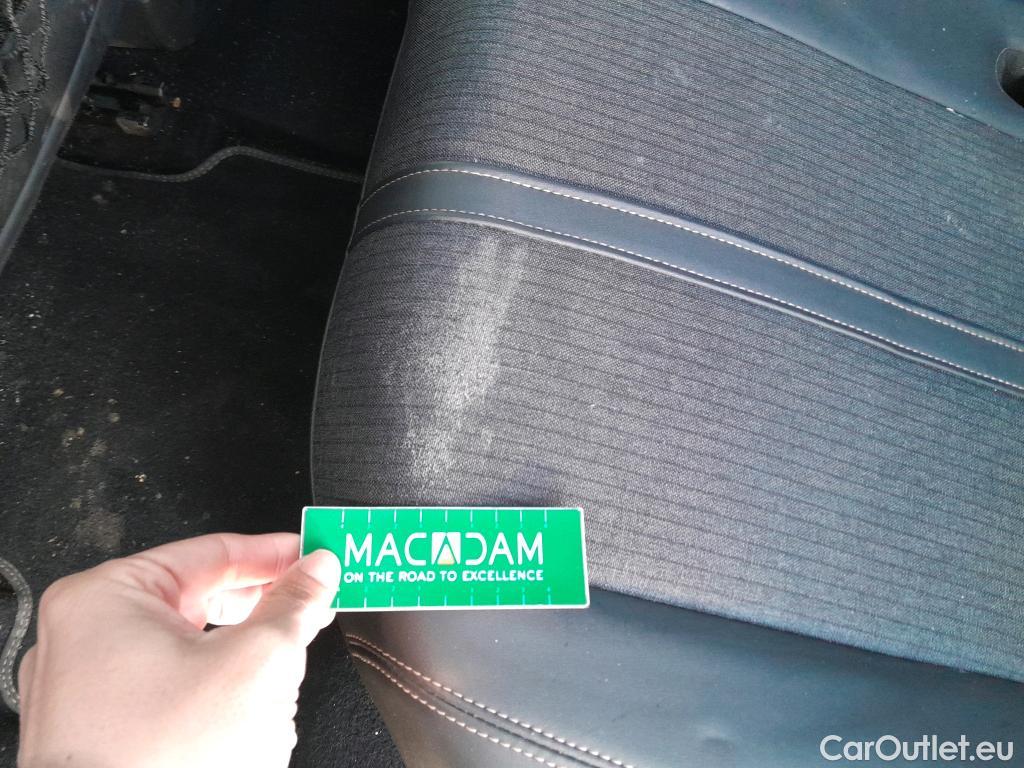  Peugeot  3008 PEUGEOT  / 2016 / 5P / todoterreno 1.5 BlueHDi 96kW S&S GT Line EAT8 #14