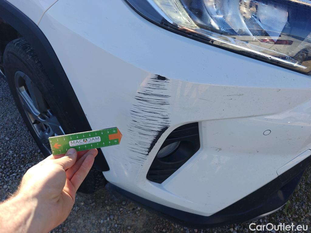  Toyota  RAV4 TOYOTA  / 2018 / 5P / todoterreno 2.5l 220H Advance 4WD #27